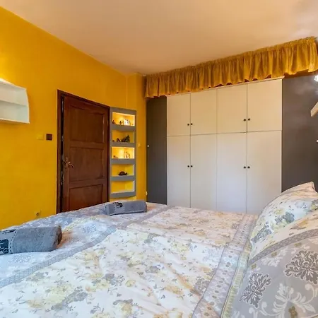 Bulgarian Style Peaceful 1 Bdrm Apt, Next To Metro Sofia