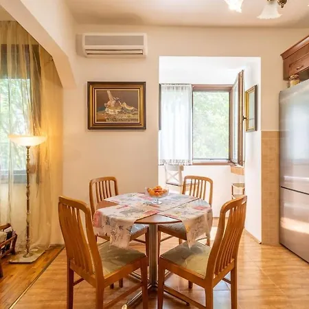 Bulgarian Style Peaceful 1 Bdrm Apt, Next To Metro Apartment *