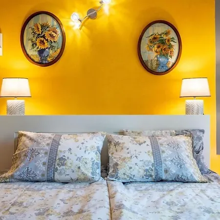 Bulgarian Style Peaceful 1 Bdrm Apt, Next To Metro Apartment Sofia