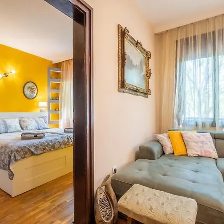 Bulgarian Style Peaceful 1 Bdrm Apt, Next To Metro Apartment Sofia