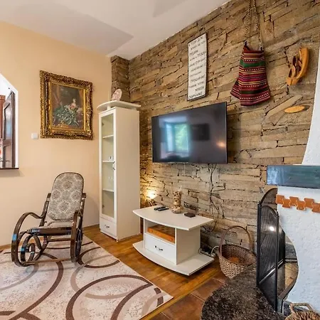 Bulgarian Style Peaceful 1 Bdrm Apt, Next To Metro * Sofia