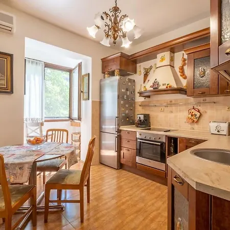 Bulgarian Style Peaceful 1 Bdrm Apt, Next To Metro Sofia
