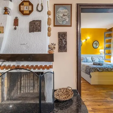 Bulgarian Style Peaceful 1 Bdrm Apt, Next To Metro Apartment Sofia