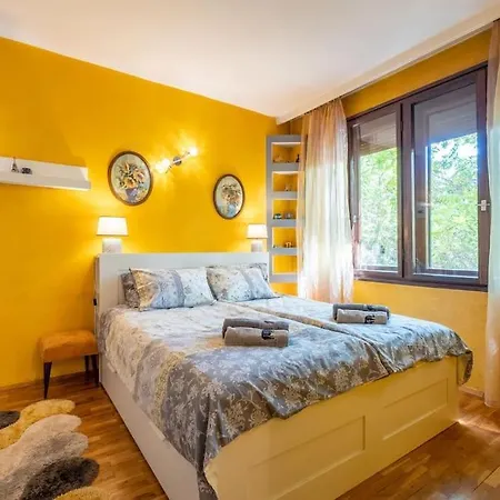 Apartment Bulgarian Style Peaceful 1 Bdrm Apt, Next To Metro